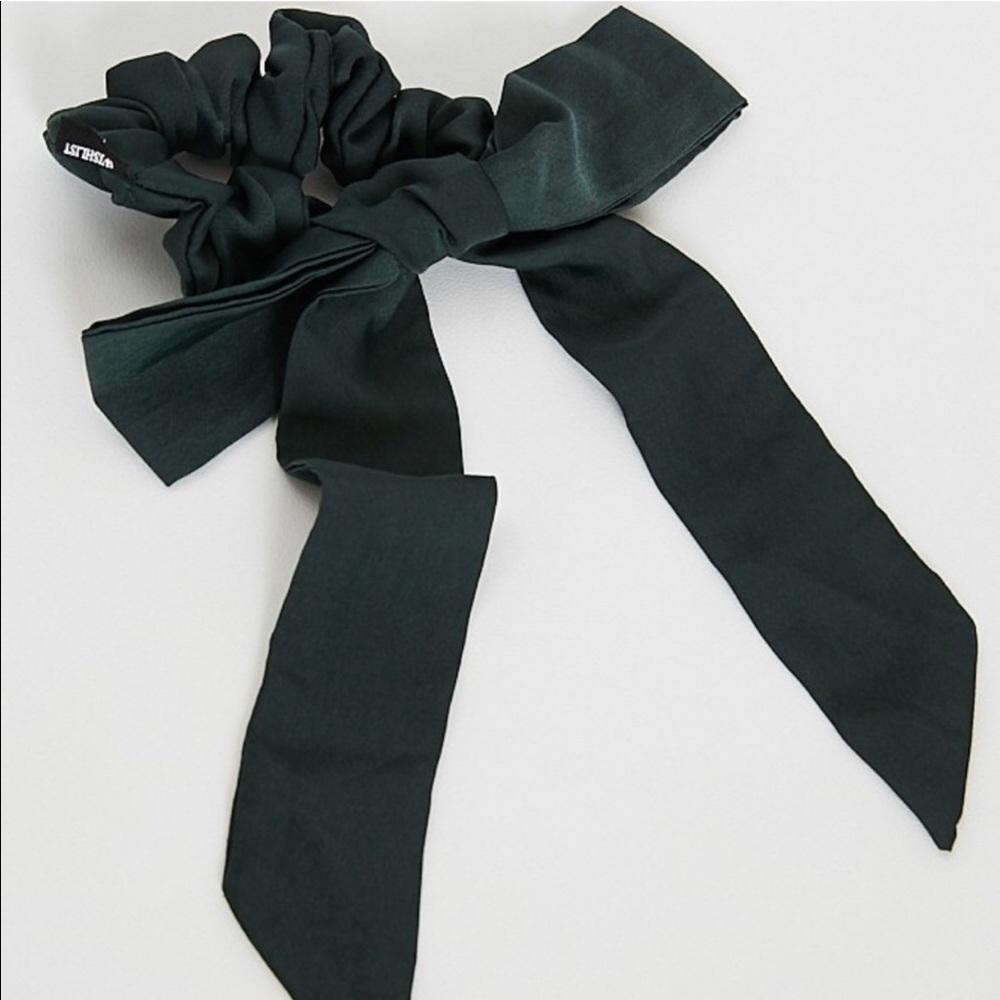 Bundle of two ‘Greta’ Hair Ribbon Scunchies - Picture 3 of 4